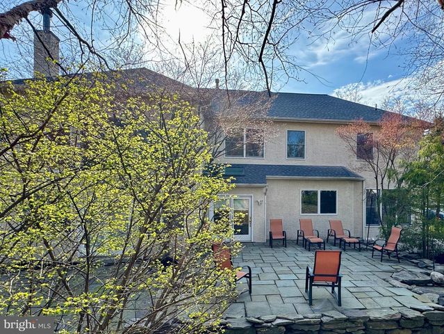 1732 OSPREY DR, Norristown, PA 19403