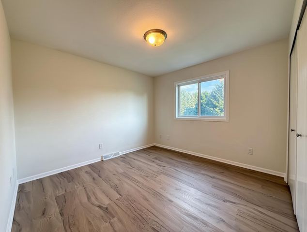 N7816 Maple Ridge ROAD, Oconomowoc, WI 53066
