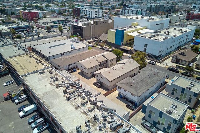 964 S New Hampshire Avenue, Los Angeles, CA 90006