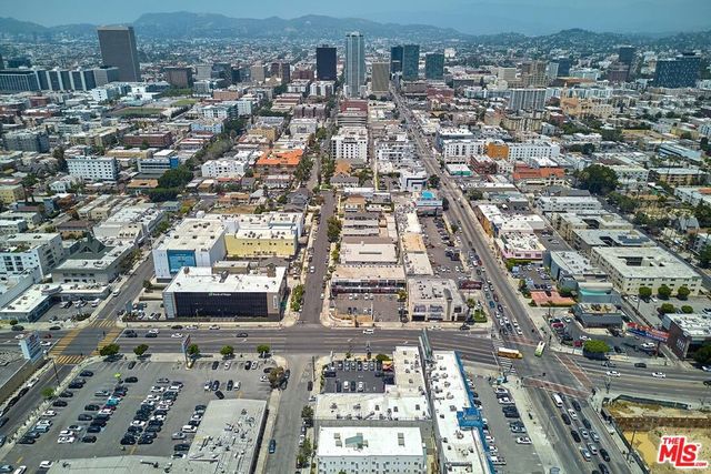 964 S New Hampshire Avenue, Los Angeles, CA 90006