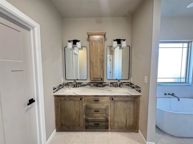 237 Weaver Way, Fletcher, OK 73541