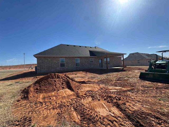 237 Weaver Way, Fletcher, OK 73541