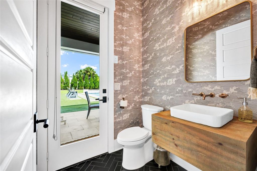 Image 35 of property listing at 5061 SAWYER COVE WAY, Windermere, FL 34786