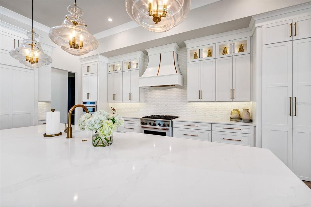Image 5 of property listing at 5061 SAWYER COVE WAY, Windermere, FL 34786