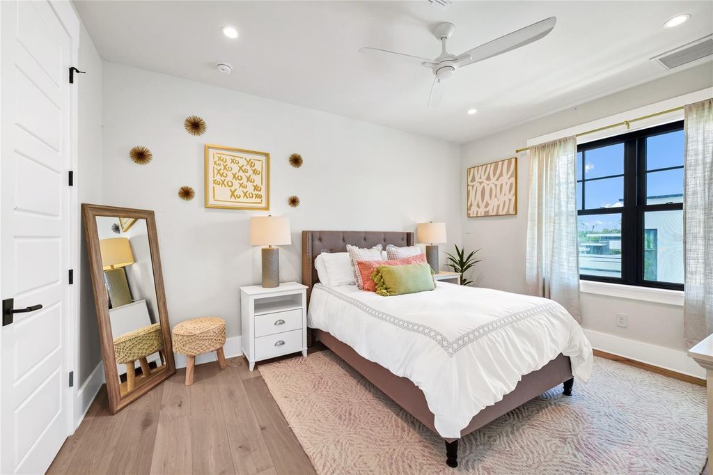 Image 48 of property listing at 5061 SAWYER COVE WAY, Windermere, FL 34786