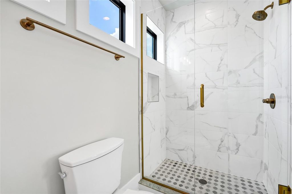 Image 51 of property listing at 5061 SAWYER COVE WAY, Windermere, FL 34786