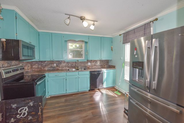 1009 N Main Street, Abbeville, SC 29620