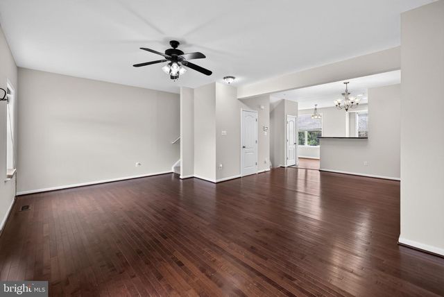 10382 LANTERN LN, Hagerstown, MD 21740