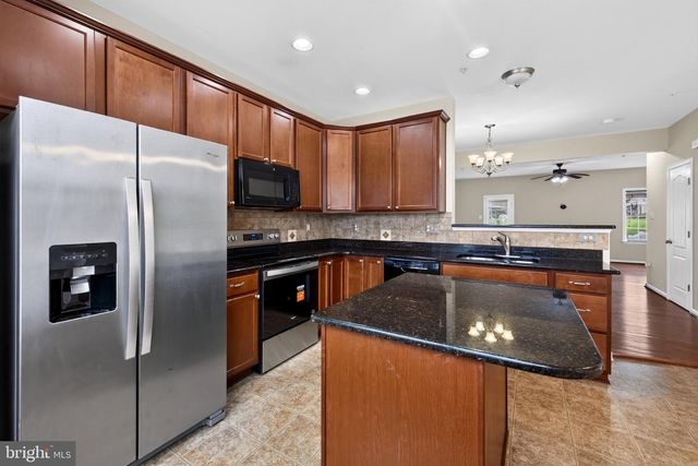 10382 LANTERN LN, Hagerstown, MD 21740