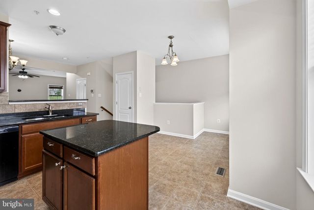 10382 LANTERN LN, Hagerstown, MD 21740