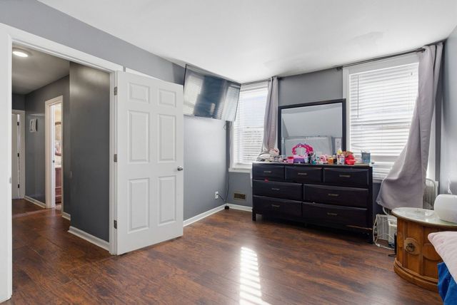 5711 S Lowe Avenue, Chicago, IL 60621