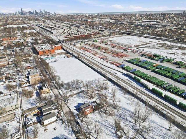 5711 S Lowe Avenue, Chicago, IL 60621