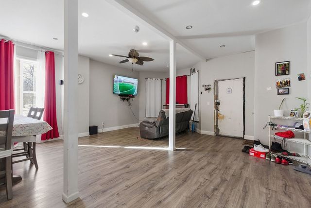 5711 S Lowe Avenue, Chicago, IL 60621