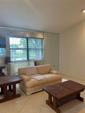 469 Long Bow Ct 469, Royal Palm Beach, FL 33411