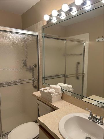 469 Long Bow Ct 469, Royal Palm Beach, FL 33411