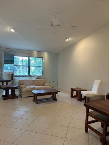 469 Long Bow Ct 469, Royal Palm Beach, FL 33411