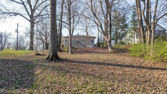 5910 Newburgh Road, Evansville, IN 47715