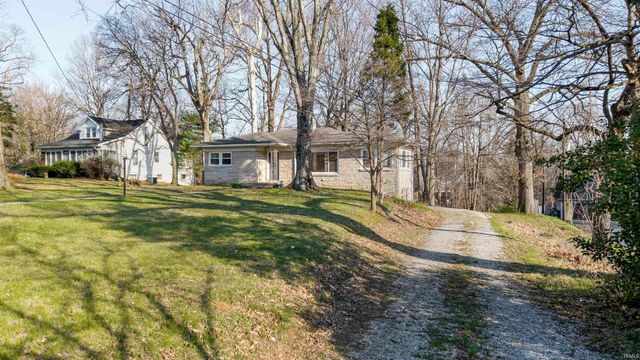 5910 Newburgh Road, Evansville, IN 47715