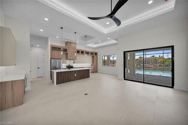 2127 NE 1st TER, Cape Coral, FL 33909