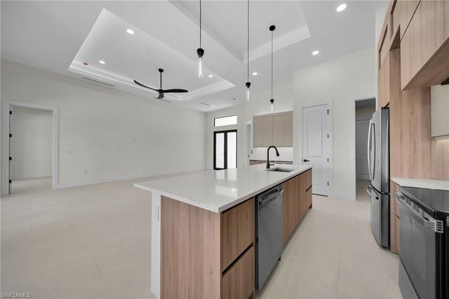 2127 NE 1st TER, Cape Coral, FL 33909