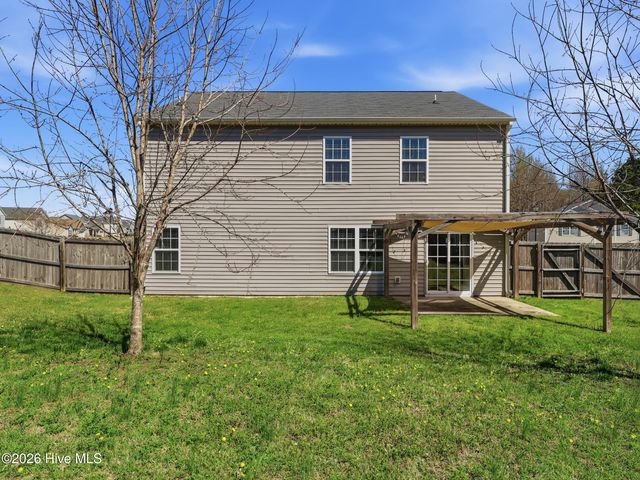 687 Botanical Court, Bunnlevel, NC 28323