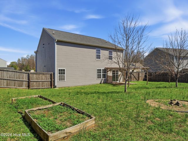 687 Botanical Court, Bunnlevel, NC 28323