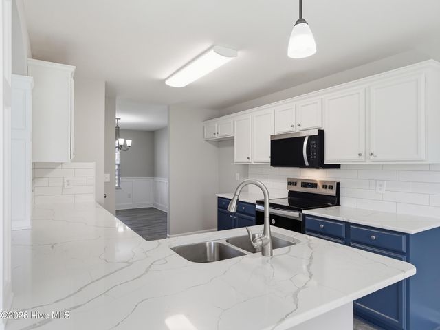 687 Botanical Court, Bunnlevel, NC 28323