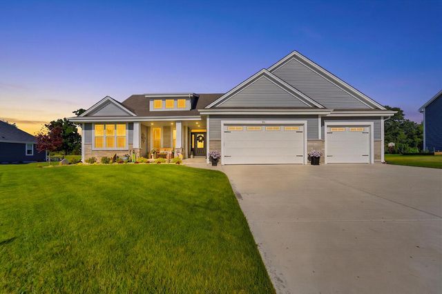 801 Brockway DRIVE, Mukwonago, WI 53149