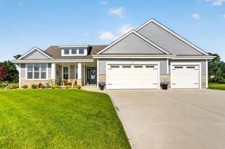 801 Brockway DRIVE, Mukwonago, WI 53149