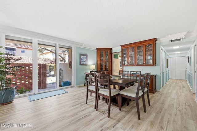 1820 SEVILLA Boulevard 104, Atlantic Beach, FL 32233