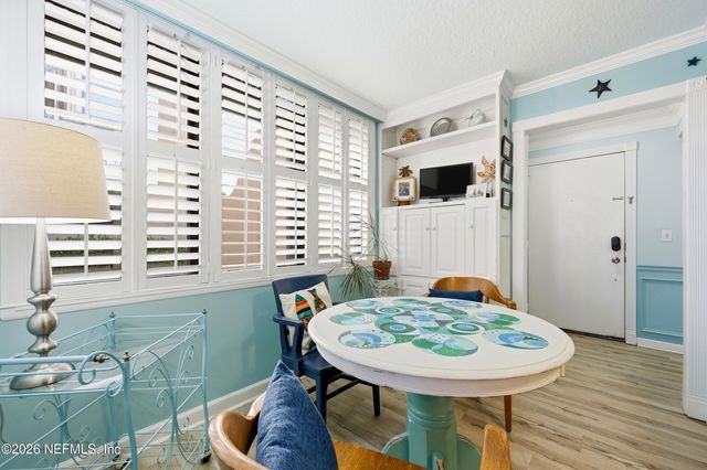 1820 SEVILLA Boulevard 104, Atlantic Beach, FL 32233