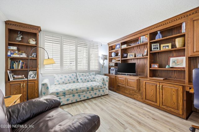 1820 SEVILLA Boulevard 104, Atlantic Beach, FL 32233