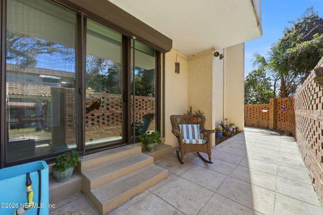 1820 SEVILLA Boulevard 104, Atlantic Beach, FL 32233