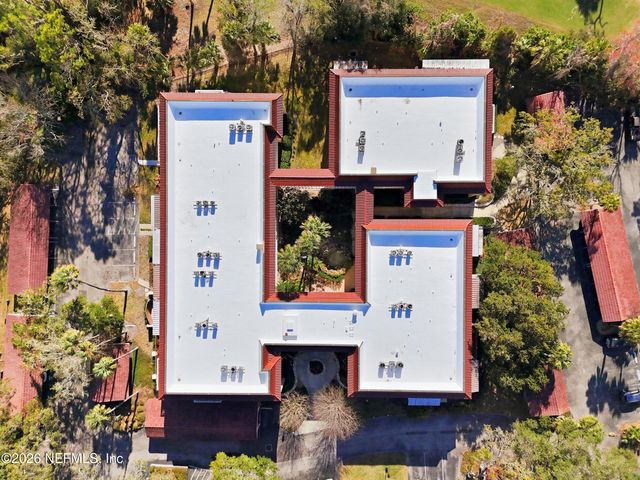 1820 SEVILLA Boulevard 104, Atlantic Beach, FL 32233