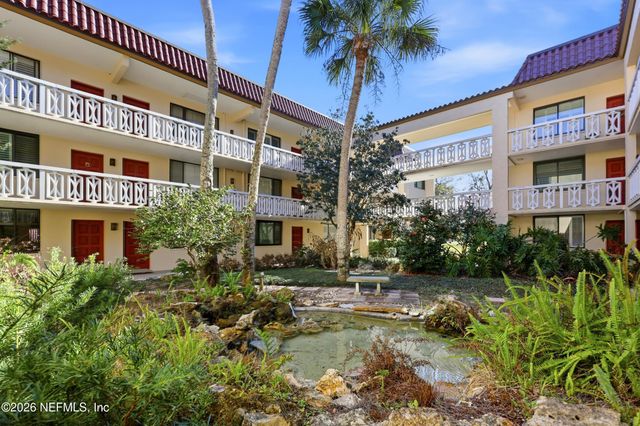 1820 SEVILLA Boulevard 104, Atlantic Beach, FL 32233