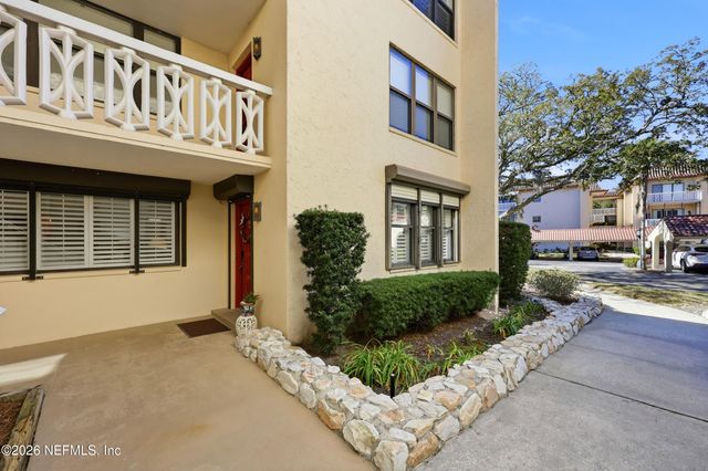 1820 SEVILLA Boulevard 104, Atlantic Beach, FL 32233