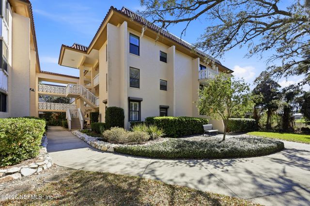 1820 SEVILLA Boulevard 104, Atlantic Beach, FL 32233