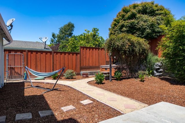 3325 Axford Road, Santa Cruz, CA 95062