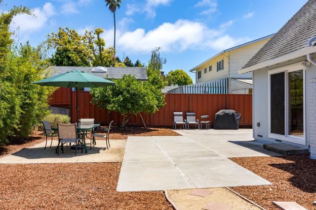 3325 Axford Road, Santa Cruz, CA 95062