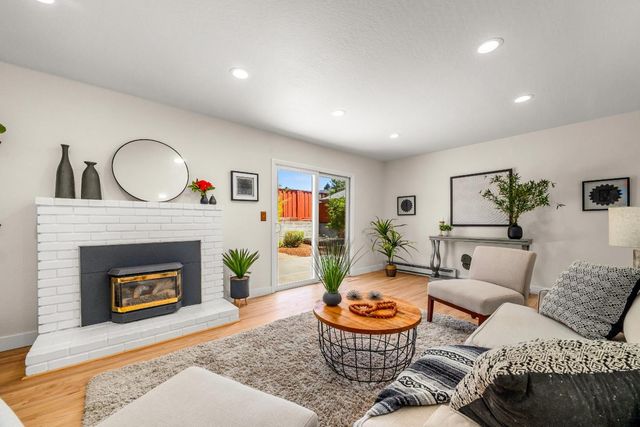3325 Axford Road, Santa Cruz, CA 95062