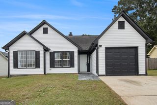 5900 Creekside Drive, Rex, GA 30273