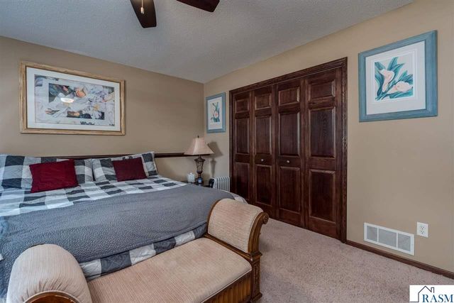208 Cypress Drive, Mankato, MN 56001