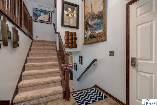208 Cypress Drive, Mankato, MN 56001