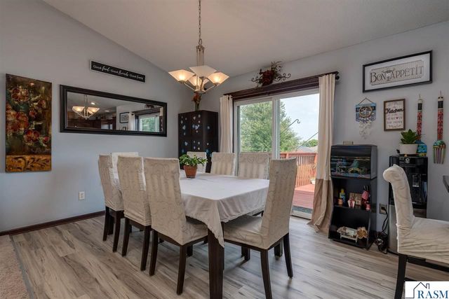 208 Cypress Drive, Mankato, MN 56001