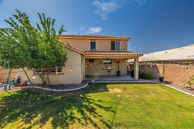 2220 E Flintlock Drive, Gilbert, AZ 85298