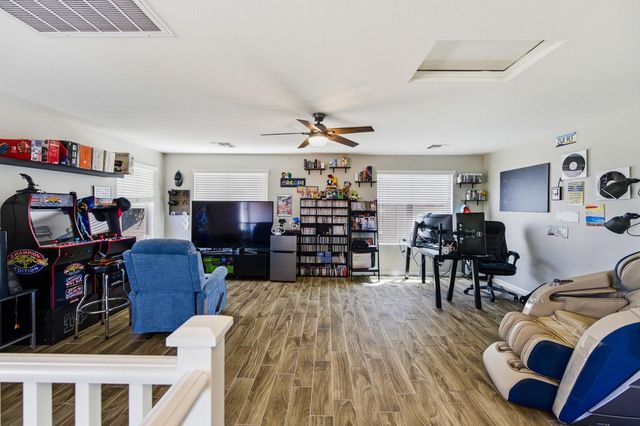 2220 E Flintlock Drive, Gilbert, AZ 85298