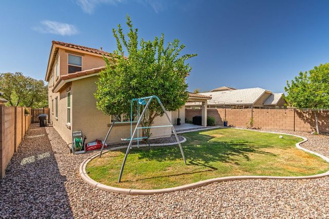 2220 E Flintlock Drive, Gilbert, AZ 85298