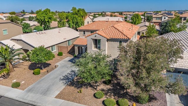2220 E Flintlock Drive, Gilbert, AZ 85298