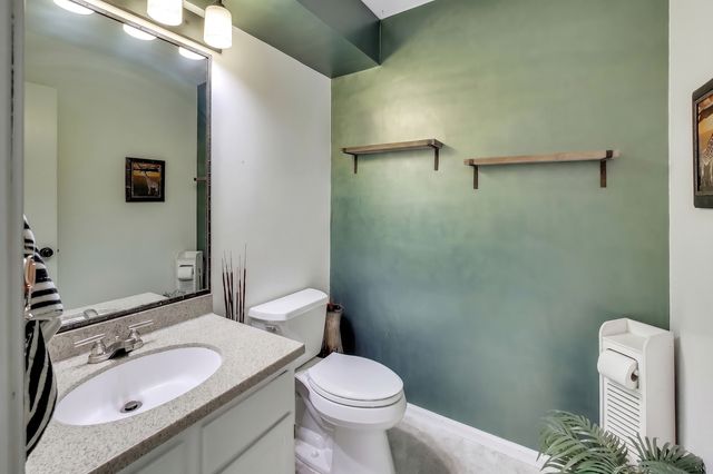 29 N Macgillis Drive 23-3, Round Lake, IL 60073