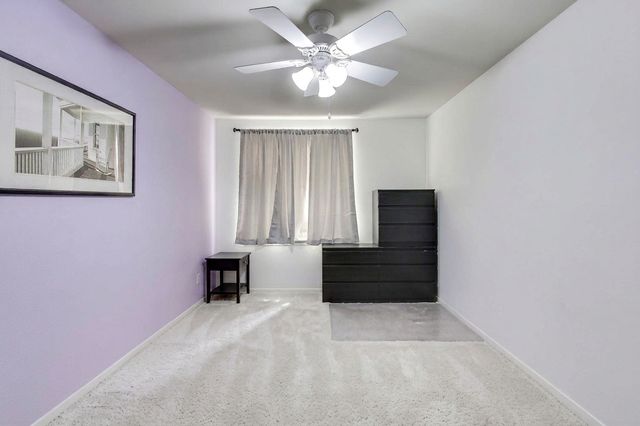 29 N Macgillis Drive 23-3, Round Lake, IL 60073